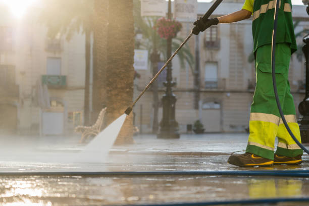 Best Pool Deck Cleaning  in Haskell, AR